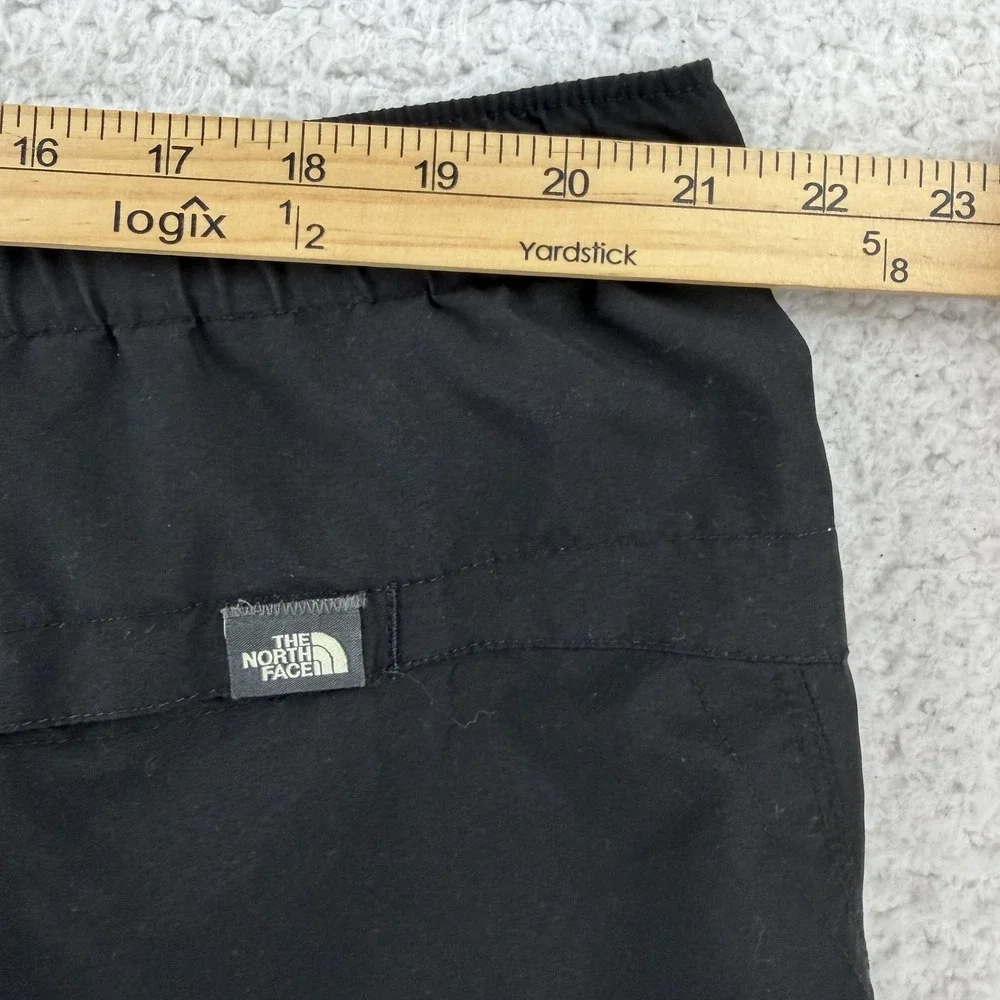 The North Face Shorts Mens 2XL Black Solid Trunks Belted Quick Dry Hiking